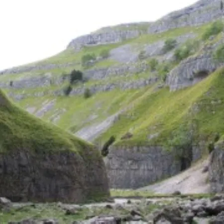 Pensión Grassington Lodge 4*